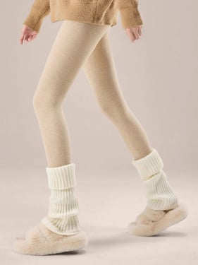 Wool Blend Lightweight Slimming Footed Tights - Oatmeal / One Size