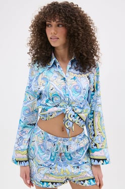 AKIRA Crazy Is Good Printed Tie Front Blouse | Size Medium