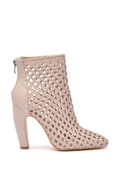 AKIRA Azalea Wang Amigo Nude Woven Bootie | Size 8.5