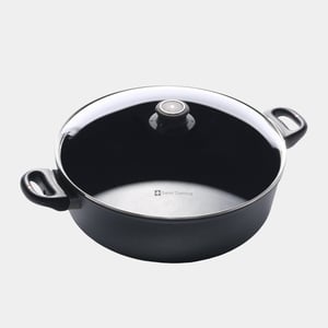 HD Nonstick Braiser with Glass Lid - Induction - 7.2 qt