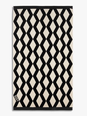 The Wrap Towel | Mirrorzag Black