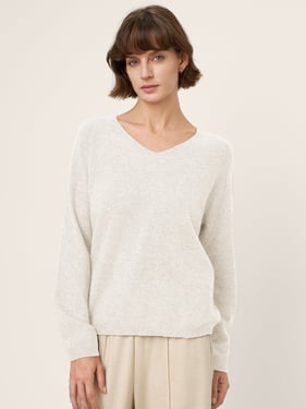 Mongolian Cashmere & Mulberry Silk Seamless Ribbed Trim V-Neck Sweater TESSA - Optic White / L