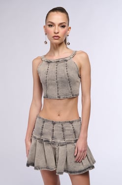 AKIRA Stand On My Business Mineral Wash Denim Studded Sleeveless Top | Size 1X