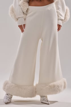 AKIRA Quiet Lux Fur Trim Sweater Pants | White | Size 1X
