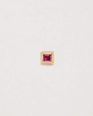 Flat Pyramid Stud