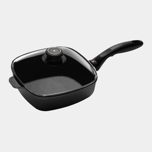 XD Nonstick Square Saute Pan with Glass Lid - Induction - 8" x 8"