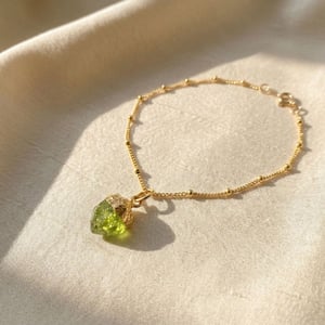 Raw Peridot August Birthstone Satellite Bracelet