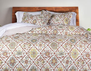 QE Home Galloway Coverlet Set, Botanical, Red, Twin