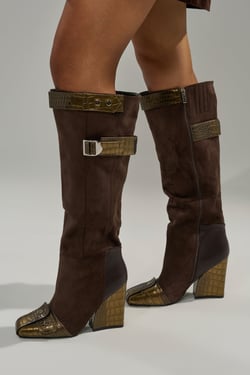 AKIRA Azalea Wang Allonas Knee High Chunky Boot | Brown | Size 10