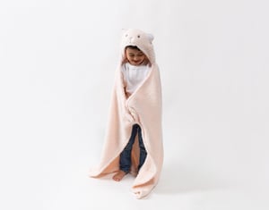 QE Home Hooded Animal Throw in Mittens the Kitten, Pink