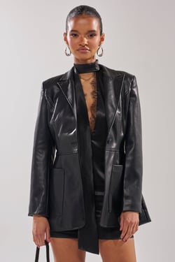 AKIRA Gotta Go Faux Leather Blazer | Black | Size 1X