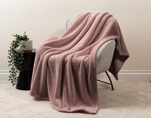 QE Home Velvet Plush Throw in Rosewood, Pink