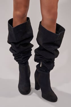 AKIRA Azalea Wang Nanette Denim Slouchy Round Toe Chunky Boot | Black | Size 11