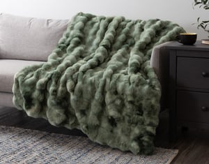 QE Home Bubble Faux Fur Throw in Wood, Geometric, Green