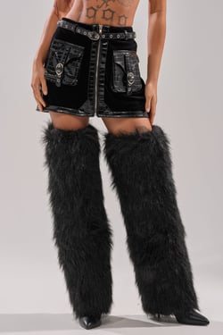 AKIRA Feeling Crazy Mini Skirt | Black | Size 1X
