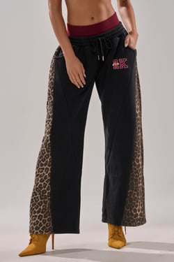 AKIRA World Hold On Jogger Pants | Brown | Size 1X