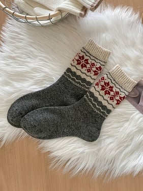 Wool Fair Isle Ethnic Jacquard Thick Slouch Mid-Calf Socks - Grey / One Size