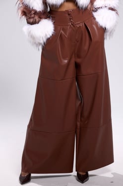 AKIRA Better Off Without You Faux Leather Trouser Pants | Brown | Size 1X