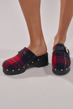 AKIRA Azalea Wang Latifah Plaid Hardware Flat Shoes Mule | Red | Size 10