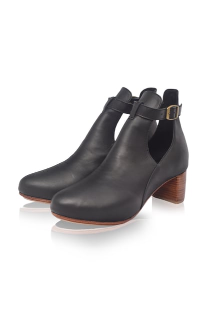 Everlast Leather Booties Heel 5 cm  (Sz. 8.5)