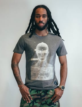 Saint' T-Shirt in Grey
