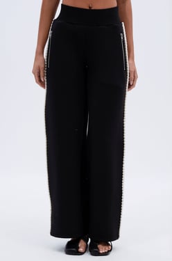 AKIRA Pearl Girl Jogger Pants | Black | Size 1X