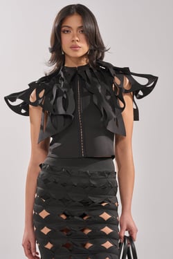 AKIRA Sega Blouse | Black | Size Medium