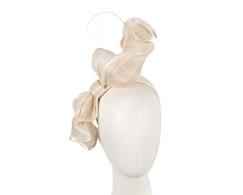 Cream racing fascinator by Fillies Collection