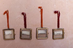 nkuku Tiny Kiko Frame Set Of 4 | Decorative Accessories | Antique Brass