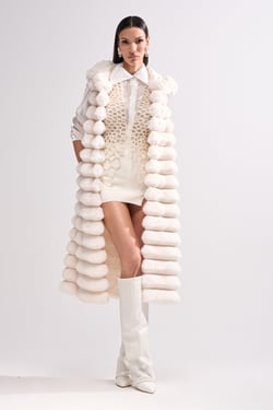AKIRA Poppy Faux Fur Hooded Vest | Size 1X/2X