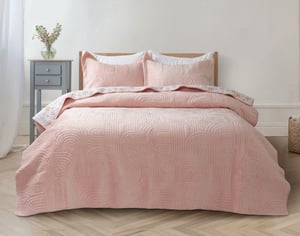 QE Home Rainbows Velvet Quilt Set, Geometric, Pink, Queen