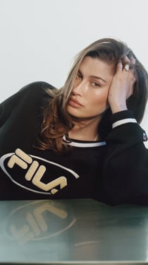 Fila x Hailey V-Neck Pullover - XXL