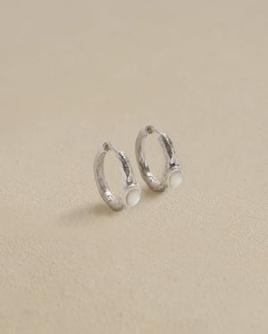 Vivianna Hoops