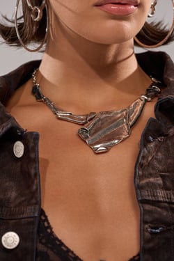 AKIRA Bent Outta Shape Necklace