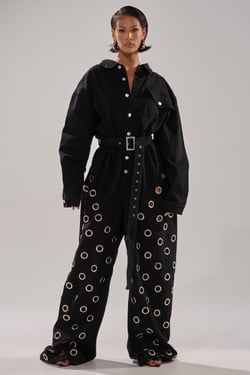 AKIRA Play Your Cards Right Denim Jumpsuit With Grommets | Black | Size Large/XL