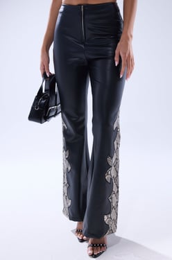 AKIRA Venomous Faux Leather Pants | Black | Size 1X