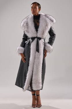 AKIRA Fiona Butter Luxe Fur Trim Trench Coat | Black | Size 1X