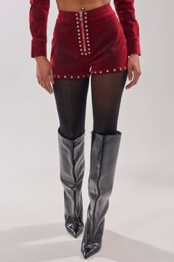 AKIRA Rodeo Vibes Velvet Denim Studded Short Pants | Size 1X