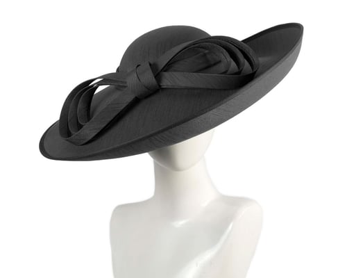 Black wide brim racing hat by Max Alexander