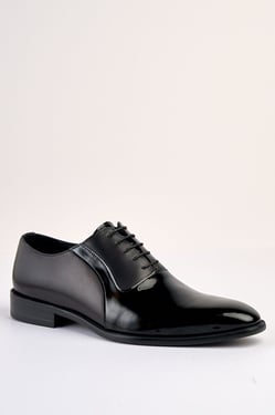 Lorenzo Black Laced Shoe