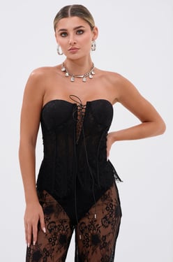 AKIRA Dressed To Impress Lace Corset | Black | Size Medium