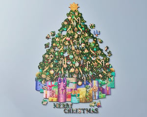 Tree-ditional Golden Christmas