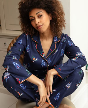 Alpes Womens Ski Print Pyjama Set - 28