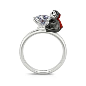 Jeulia Hug Me "Love at First Sight" Vampire Round Cut Sterling Silver Ring