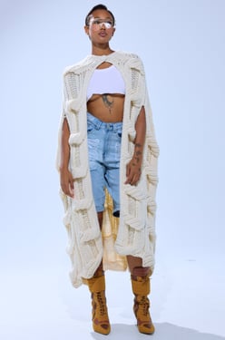 AKIRA Textured Chunky Knit Sweater | Size Small/Medium