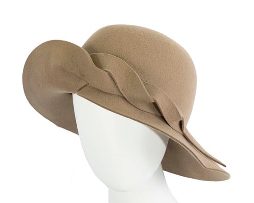 Exclusive wide brim camel felt hat by Max Alexander