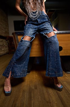 AKIRA Sparkle Queen Wide-Leg Denim Pants | Size 1X