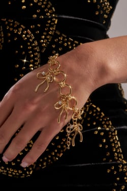 AKIRA Bow Time Charm Bracelet