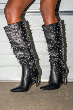 AKIRA Azalea Wang Akrista Hardware Embellished Stiletto Knee High Boot | Black | Size 11