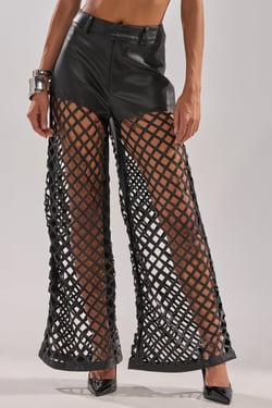 AKIRA Open Up Faux Leather Trouser Pants | Black | Size 1X
